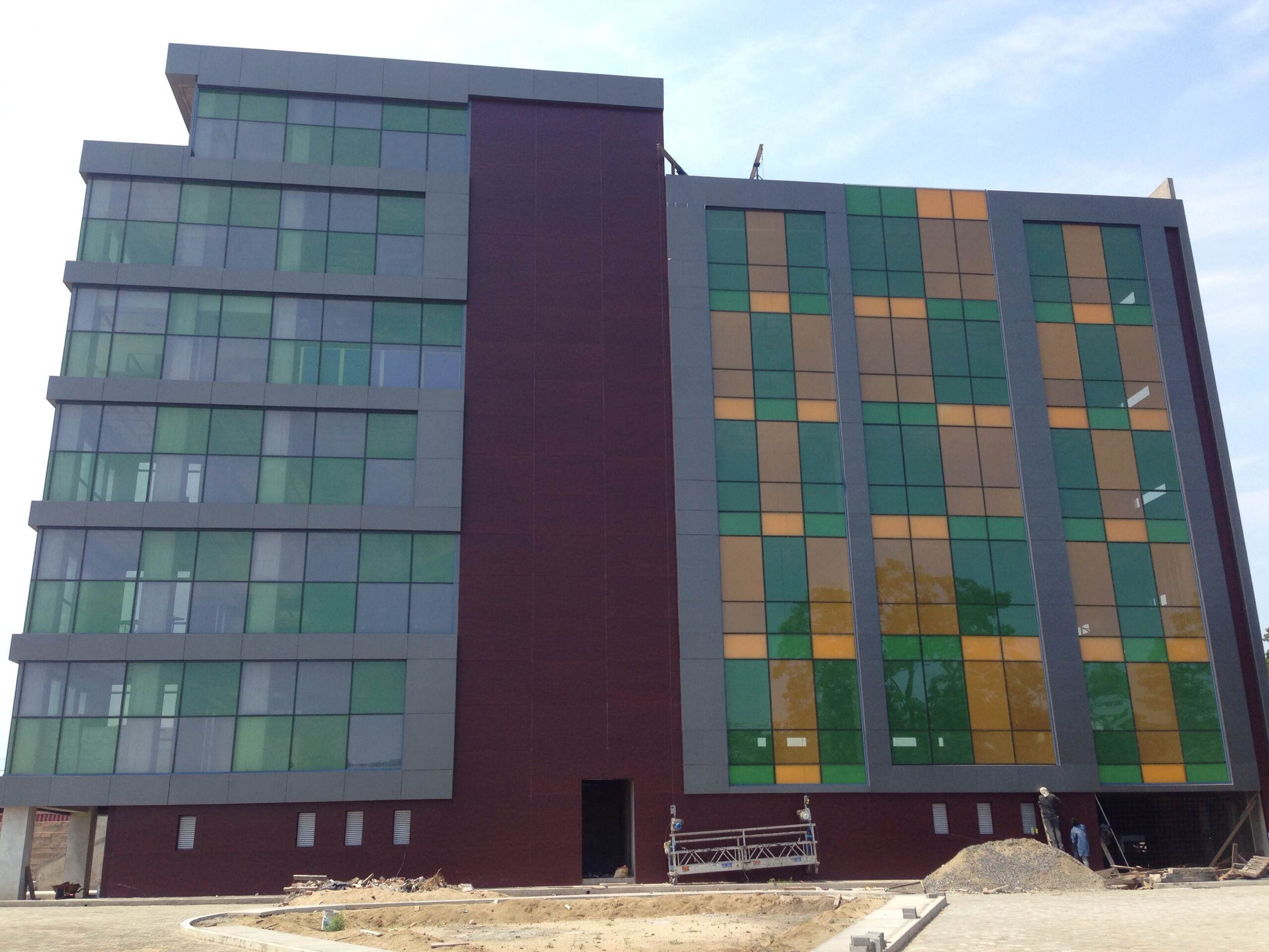 Miral Corporate en México – fachada con Planitherm Xn 1.1